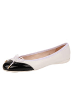 Black/White/White Sole Color