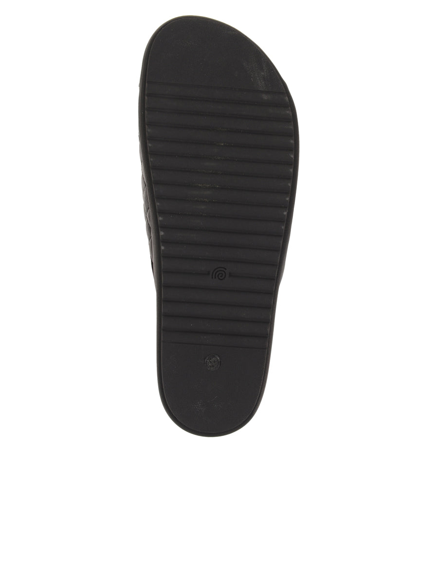 Win Quilted Sandal