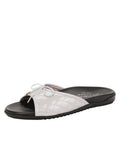 Win Quilted Sandal